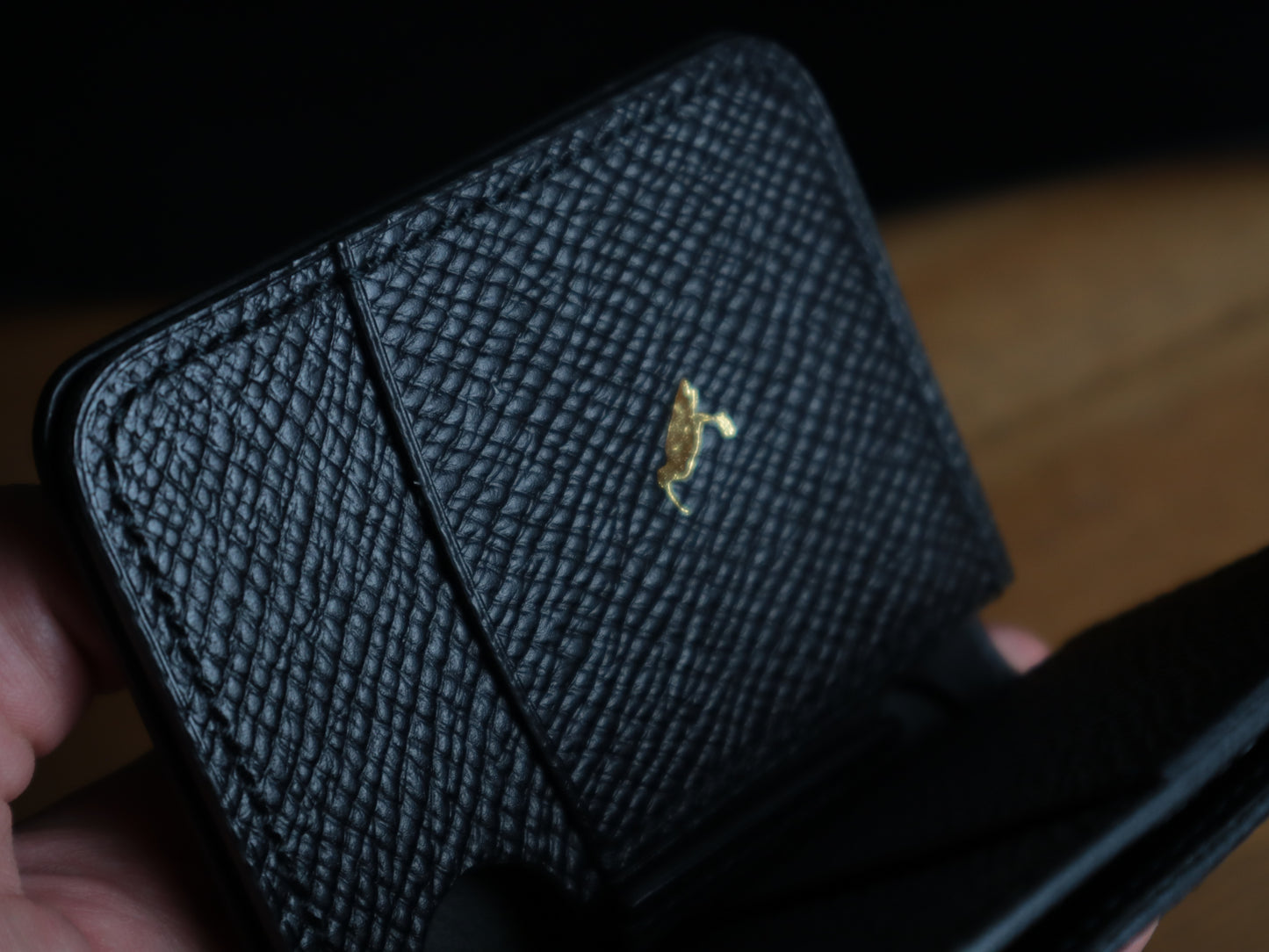 Japanese Bifold - Black Hatch Grain Veg-Tan