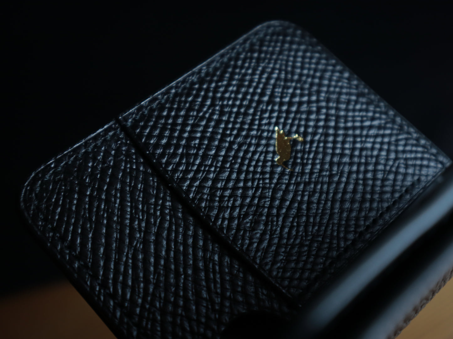 Japanese Bifold - Black Hatch Grain Veg-Tan
