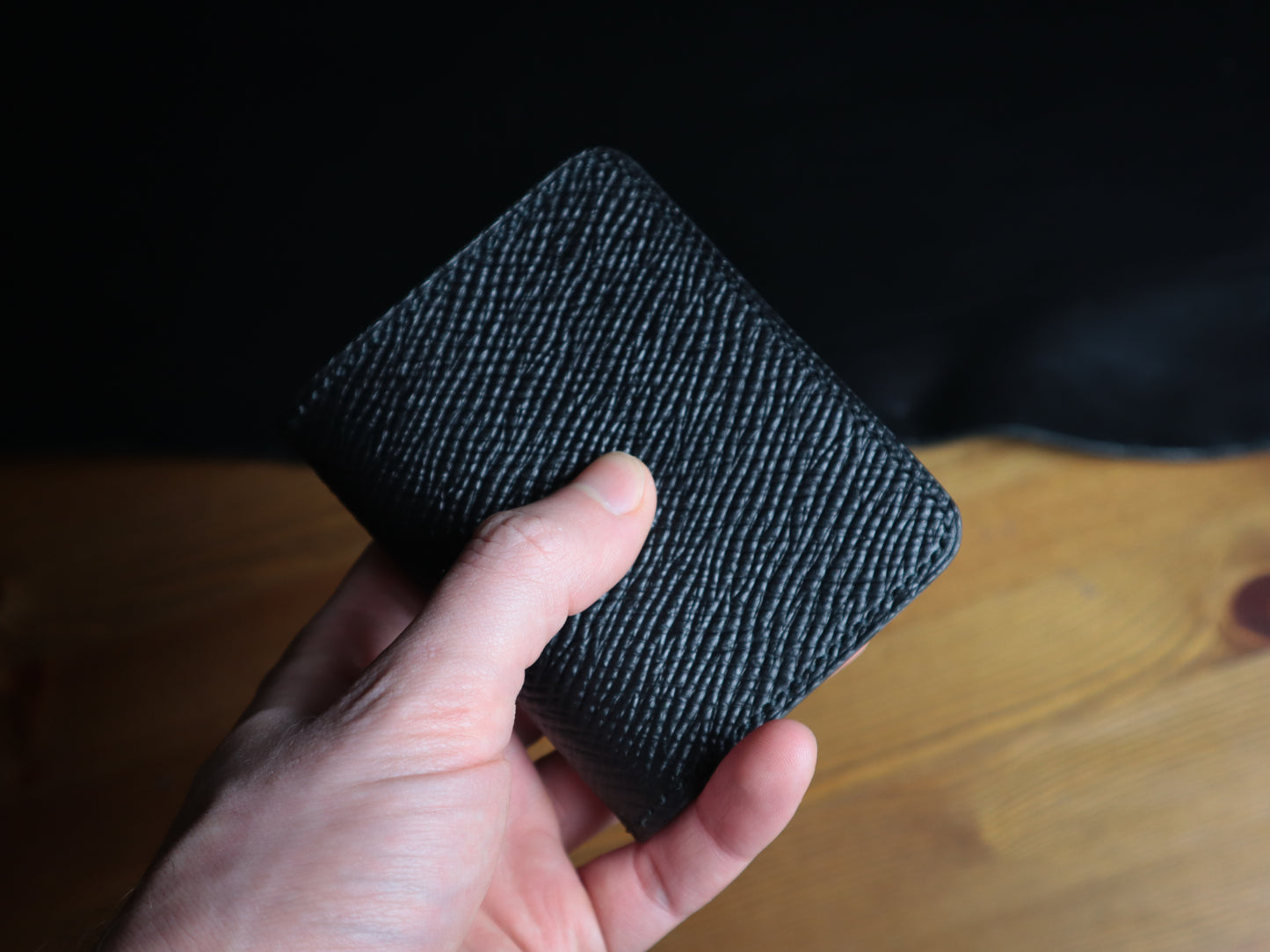 Japanese Bifold - Black Hatch Grain Veg-Tan