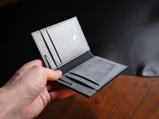 Compact Bifold - Ghost Wax Black